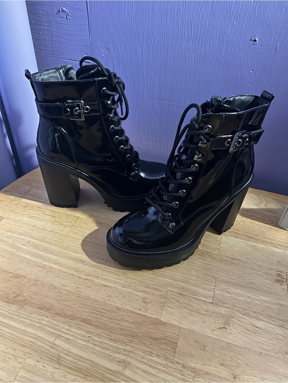 GBG Los Angeles Black Patent Lace-Up Block Heel Ankle Boots 🖤